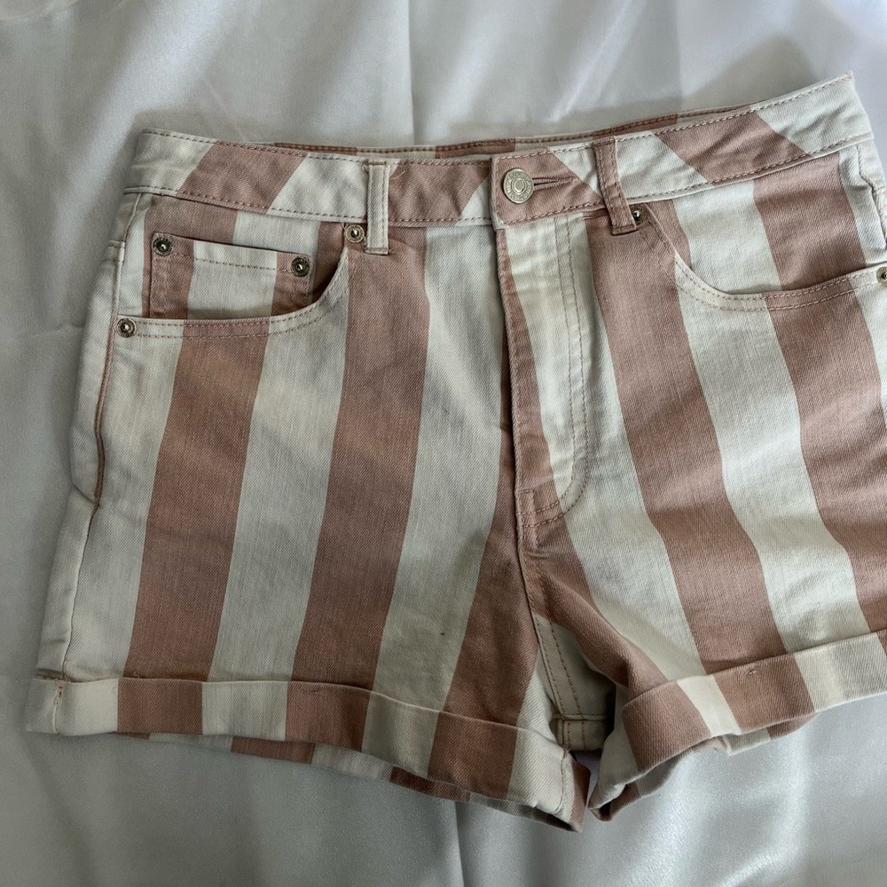 Forever 21 shorts